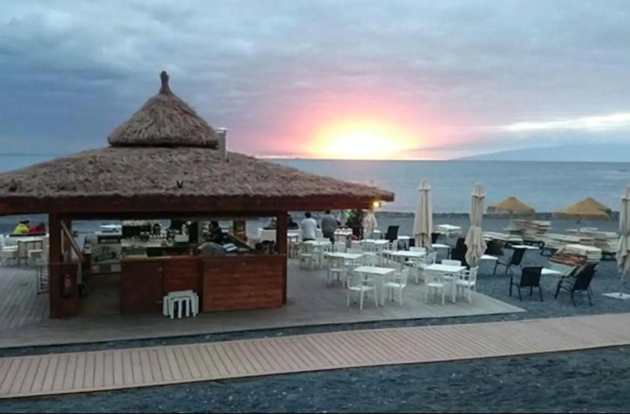 Playa Del Duque-Amazing Views 2 Bedroom アデヘ エクステリア 写真