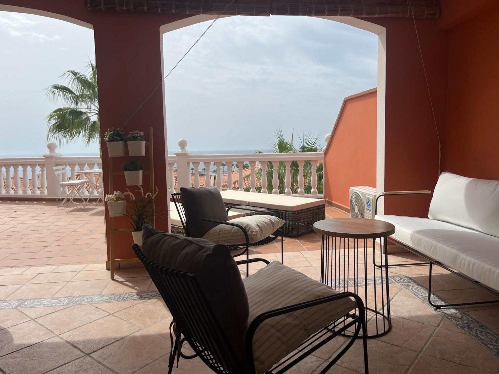 Playa Del Duque-Amazing Views 2 Bedroom アデヘ エクステリア 写真